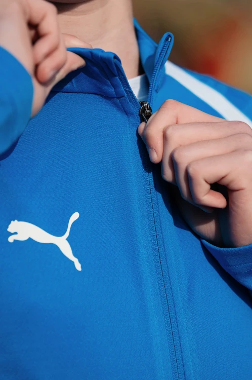 BLUZY_PUMA_3.jpg